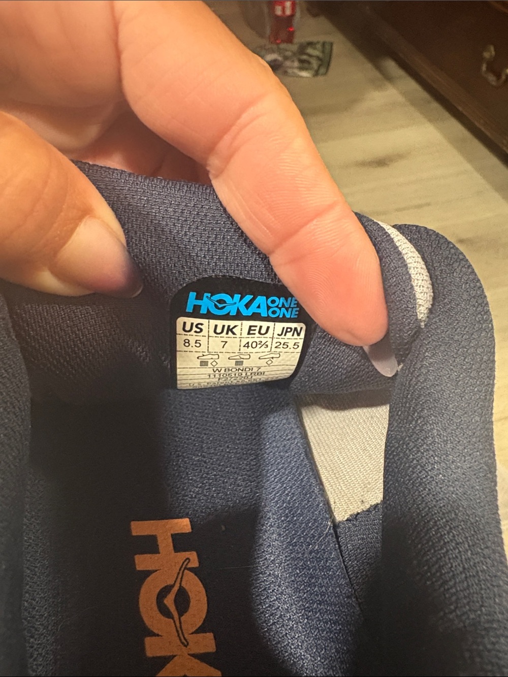 Hoka One One Bondi 7 road running shoes - Picture 2 of 6